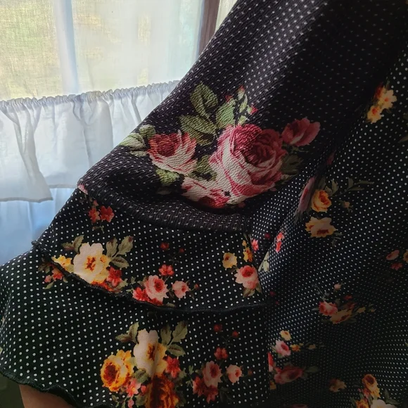 Floral high low top - Picture 3 of 4